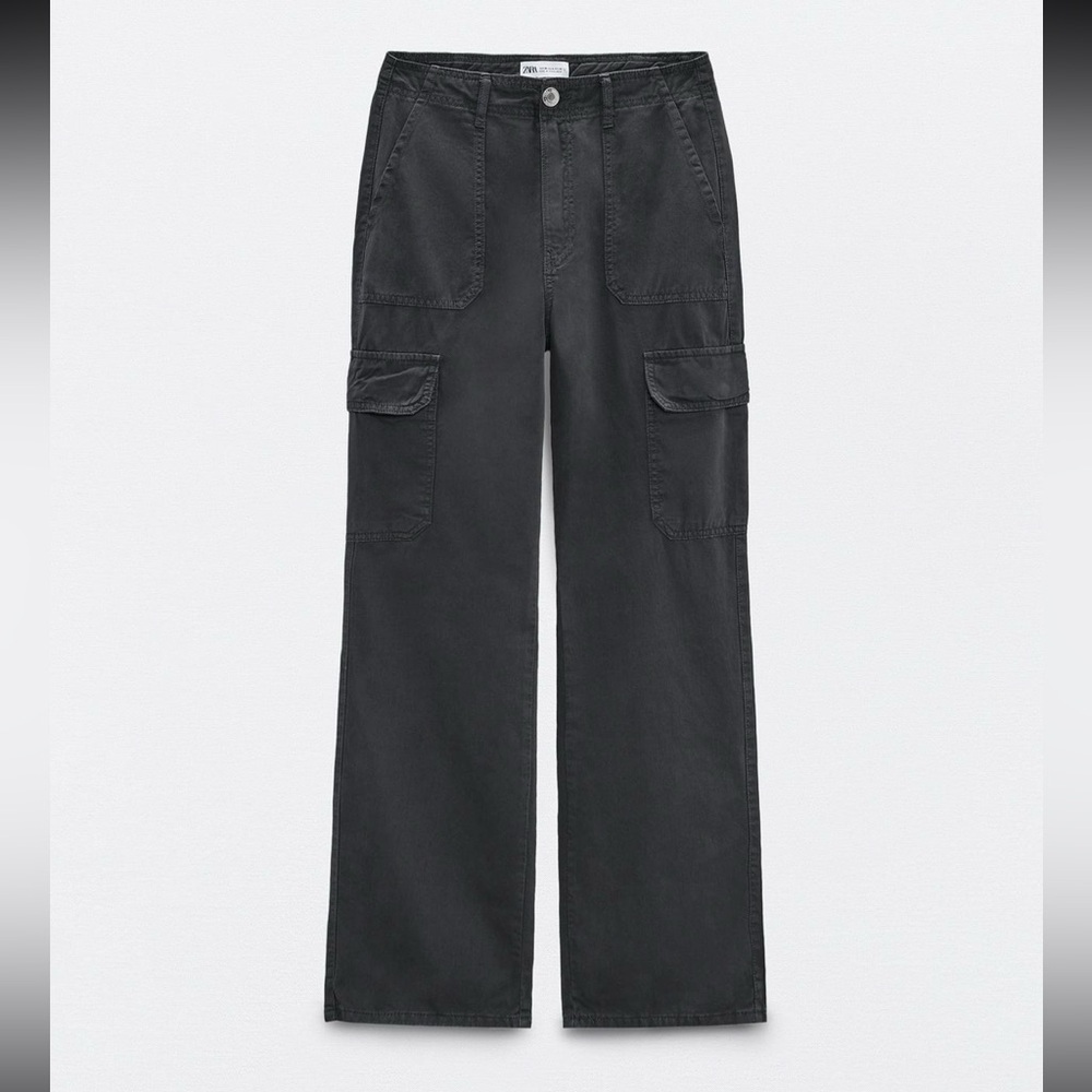 ZARA STRAIGHT LEG CARGO PANTS WITH A HIGH
WAIST, REF. 5520/165